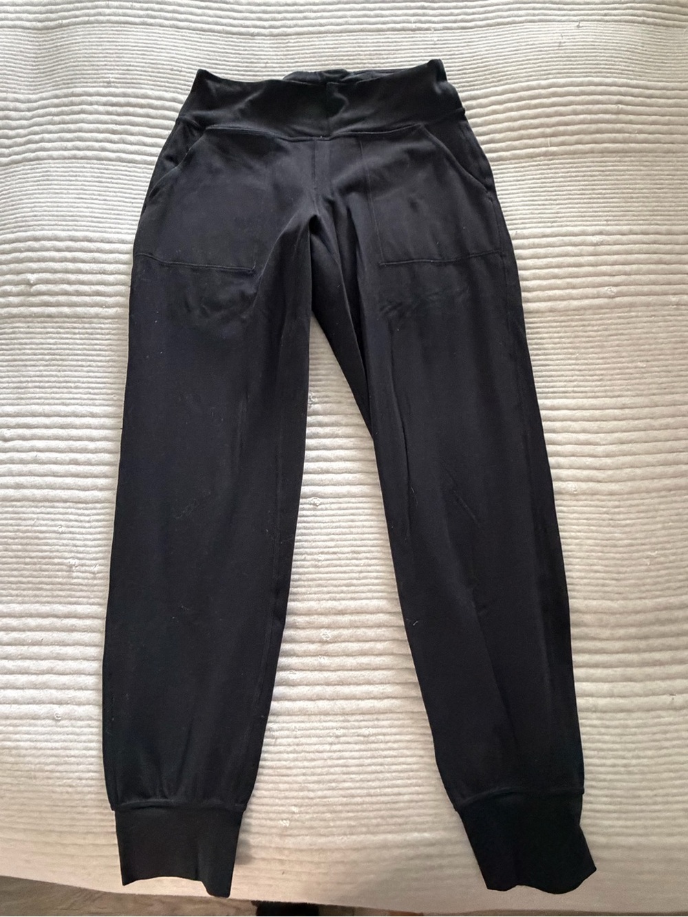 lululemon athletica Black Woman’s align Joggers